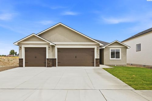 219 Packer St., Prosser, WA, 99350 | Card Image