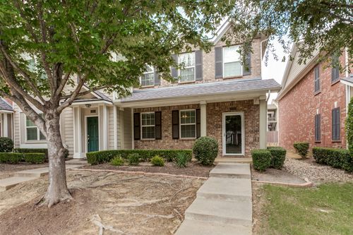 2215 Carlisle St, Bedford, TX, 76021-7366 | Card Image