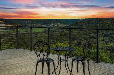 2089 N Summit Crest Dr, House other with 3 bedrooms, 3 bathrooms and 2 parking in Kerrville TX | Image 2