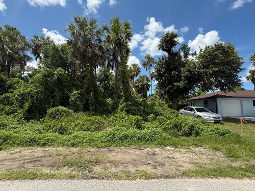 16459 Bauers Ave, PORT CHARLOTTE, FL, 33954-1402 | Card Image