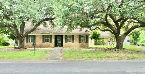 1302 Linwood Dr, Wharton, TX, 77488-4316 | Card Image