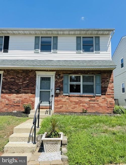 1129 Grove St, POTTSTOWN, PA, 19464-5815 | Card Image