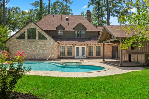 519 Natchez Park, Conroe, TX, 77302-3075 | Card Image