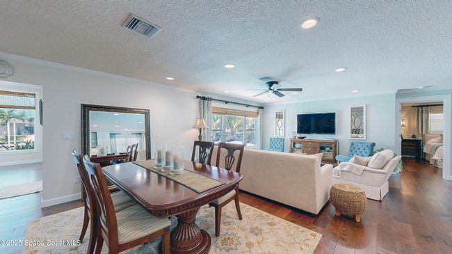 211 Jamaica Dr, House other with 3 bedrooms, 3 bathrooms and null parking in Cocoa Beach FL | Image 12