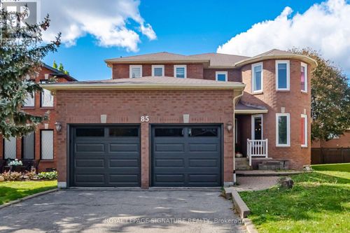 85 Fifefield Dr, Maple, ON, L6A1J2 | Card Image