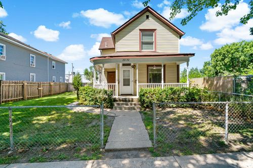 2832 27th Ave S, Minneapolis, MN, 55406-1506 | Card Image