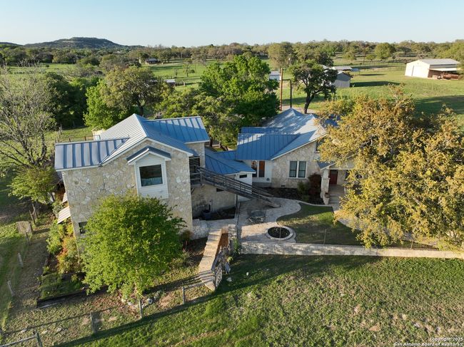 70 Cleo Ln, House other with 4 bedrooms, 4 bathrooms and null parking in Boerne TX | Image 64