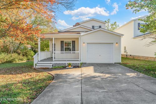 1728 Delmonte Way, Knoxville, TN, 37932-2080 | Card Image