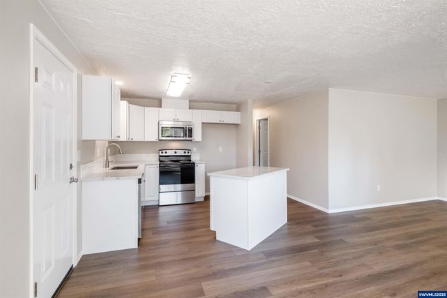 548 Erik Pl, House other with 3 bedrooms, 1 bathrooms and 1 parking in Jefferson OR | Image 12