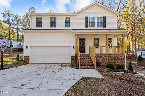 824 Estes Ln, Holly Springs, NC, 27540-7321 | Card Image
