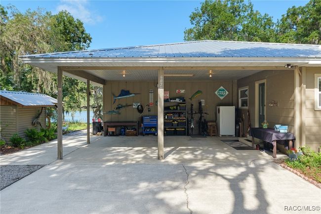 5870 N Briarcliff Ter, House other with 3 bedrooms, 3 bathrooms and 2 parking in Hernando FL | Image 5