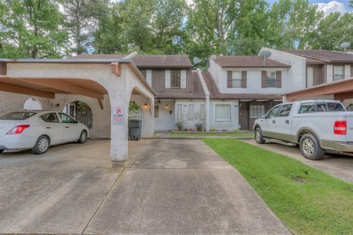 765 Highland Square Dr, Shreveport, LA, 71107-3201 | Card Image