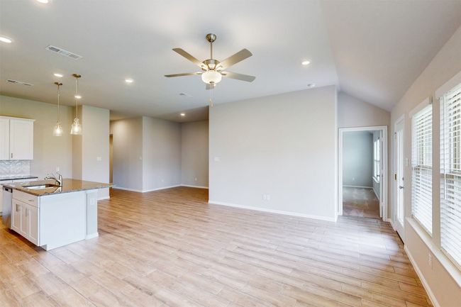 1106 Linwood Dr, House other with 4 bedrooms, 2 bathrooms and null parking in Justin TX | Image 23