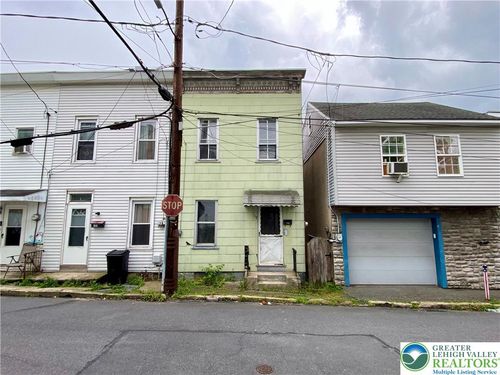125 Carbon St, MINERSVILLE, PA, 17954-1408 | Card Image