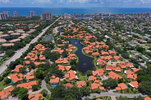 u202-559 Beachwalk Cir, NAPLES, FL, 34108-8733 | Card Image