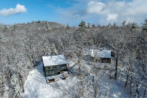 26 Babbitt Rd, Bellows Falls, VT, 05101-3221 | Card Image