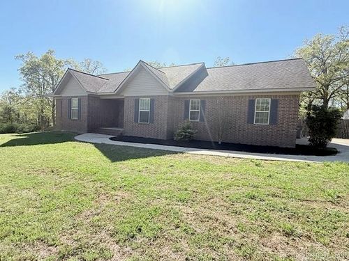 70 England Dr, Southside, AR, 72501-9090 | Card Image