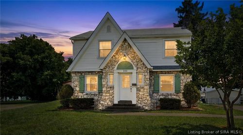 200 N Indiana Ave, Sellersburg, IN, 47172-1208 | Card Image