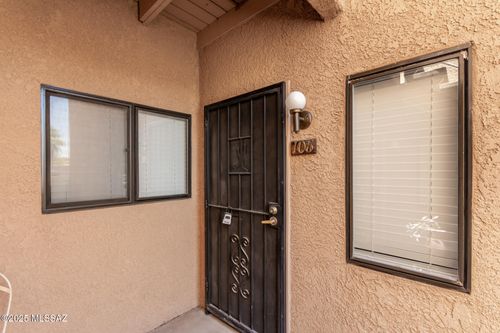 apt-106-5750 N Camino Esplendora, Tucson, AZ, 85718-4573 | Card Image