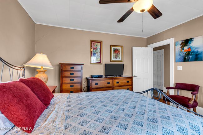 401 3 Rd Ave, House other with 7 bedrooms, 3 bathrooms and null parking in Asbury Park NJ | Image 32