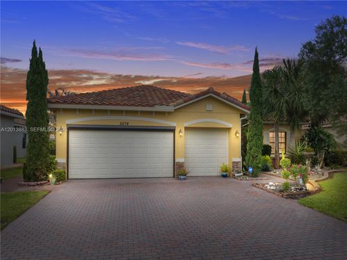 5574 49th Ave, Vero Beach, FL, 32967-2463 | Card Image