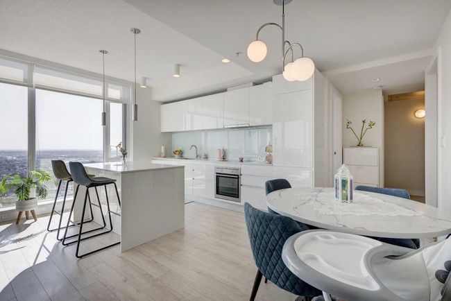 3304 - 1188 3 St Se, Condo with 2 bedrooms, 2 bathrooms and 2 parking in Calgary AB | Image 10
