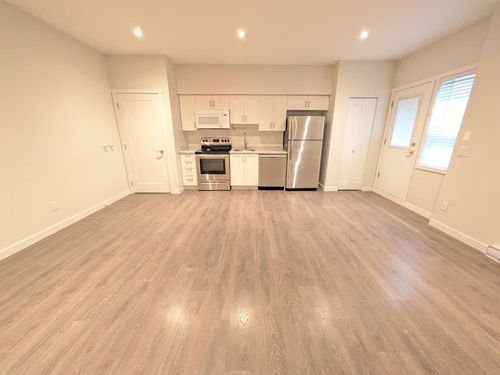 bsmt-165XX 103a Ave, Surrey, BC, V4N6V4 | Card Image