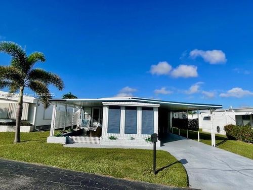 252 Daisy Ave, FORT MYERS, FL, 33908-3405 | Card Image