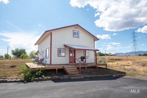 2240 Waite Rd, Midvale, ID, 83645-5076 | Card Image