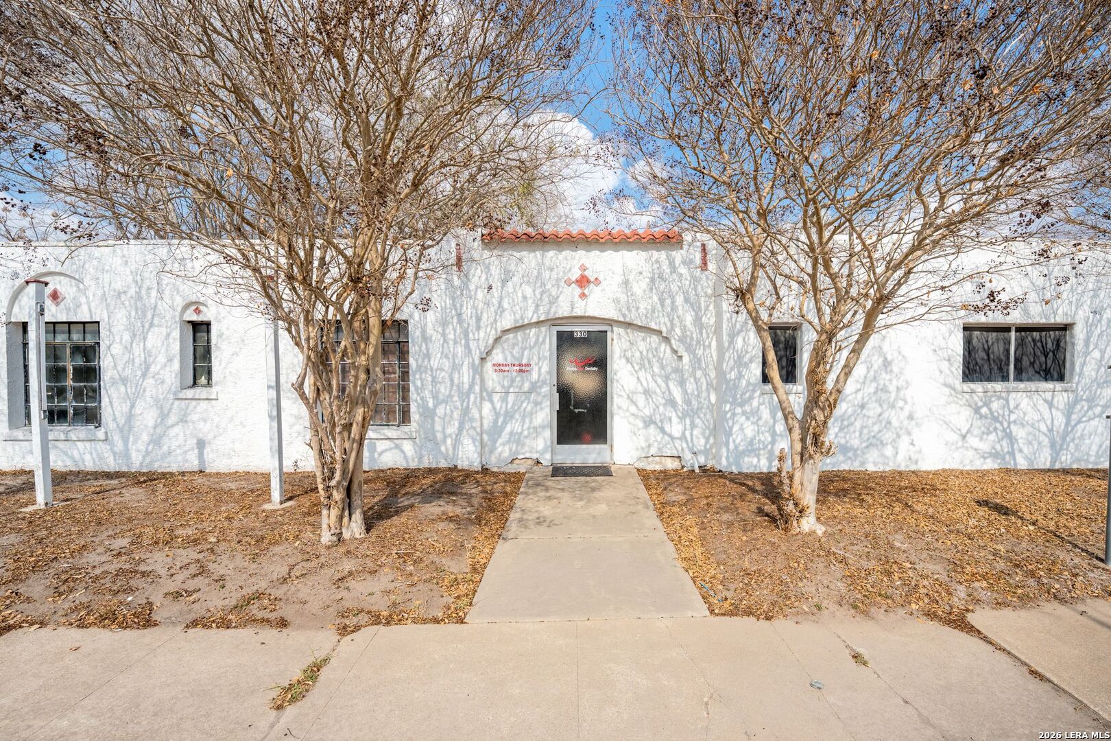 Commercial Sale in Kenedy