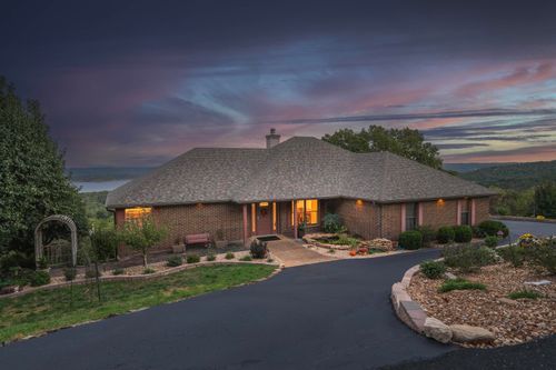 258 Eagle Ridge Ln, Reeds Spring, MO, 65737-8777 | Card Image