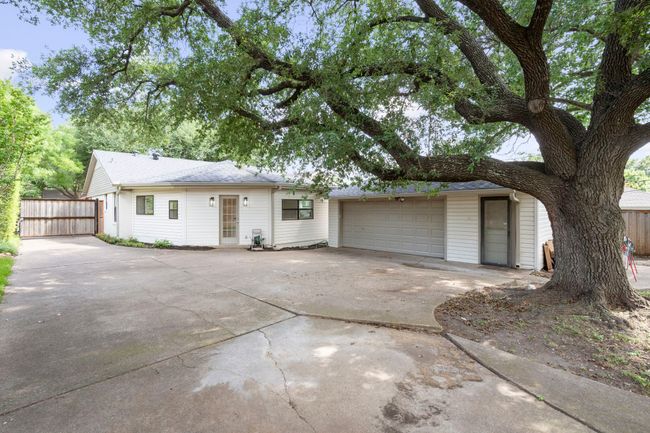6615 Hialeah Dr, House other with 4 bedrooms, 3 bathrooms and null parking in Dallas TX | Image 38