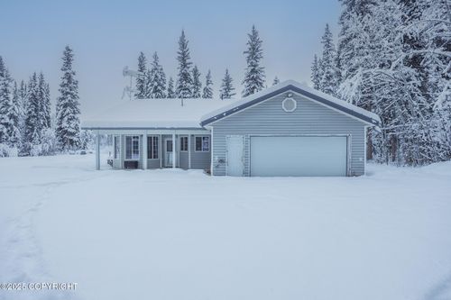 1871 Blackburn Way, North Pole, AK, 99705-7331 | Card Image