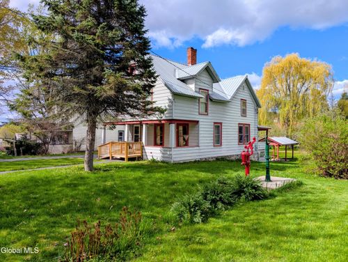 2589 Center Rd, Moriah, NY, 12960-2301 | Card Image