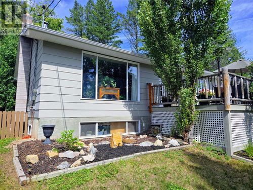 1718 9th Ave, Invermere, BC, V0A1K4 | Card Image