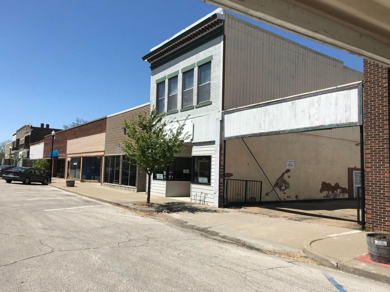 Reed St, Moberly, MO 65270