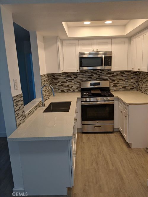 600 W 3rd St, Santa Ana, CA, 92701-5265 | Card Image