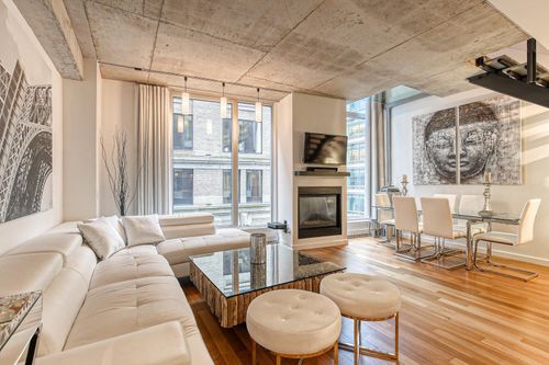 505-445 Av Viger O, Montréal, QC, H2Z2B8 | Card Image