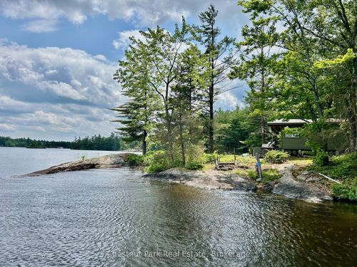 2 Island 5KL Part 2 Burnt Island, Gravenhurst, ON, P0E1G0 | Card Image