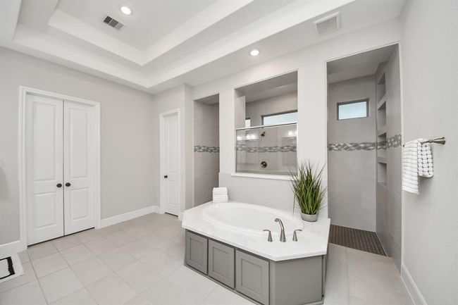 12813 N Palomino Lake Cir, House other with 4 bedrooms, 4 bathrooms and 3 parking in Cypress TX | Image 36