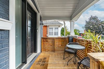 88 Graham Ave S, House other with 3 bedrooms, 3 bathrooms and 2 parking in Hamilton ON | Image 3