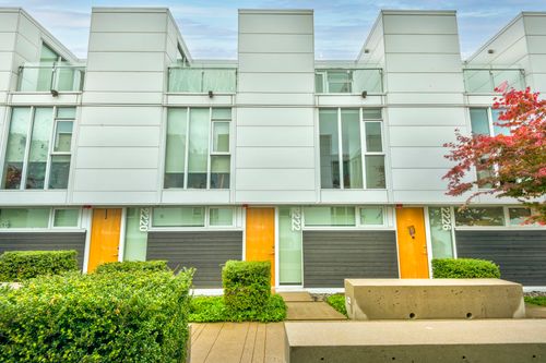 2222 Willow St, Vancouver, BC, V5Z0C8 | Card Image