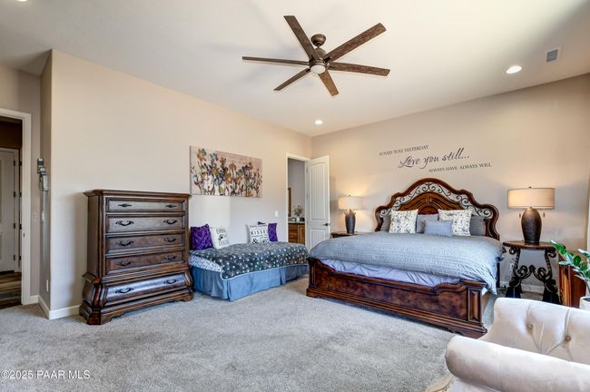 Primary Bedroom | Image 21