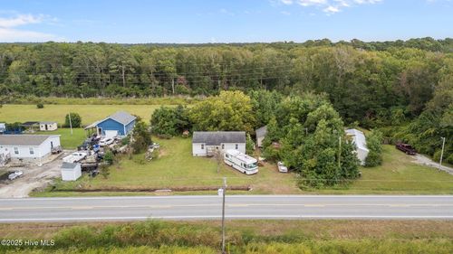 1522 Highway 101, Beaufort, NC, 28516-7731 | Card Image