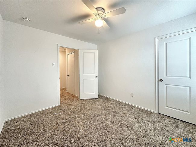 130 Soapstone Pass, House other with 3 bedrooms, 2 bathrooms and null parking in Maxwell TX | Image 13