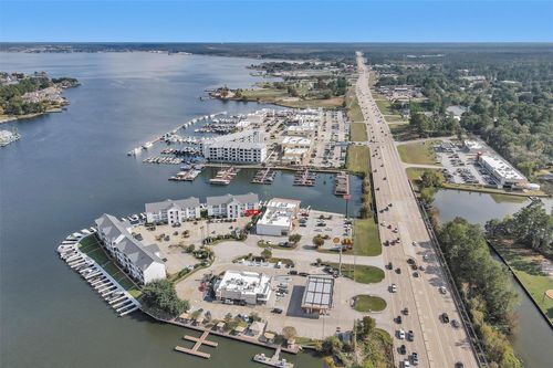 104-168 Lake Point Blvd, Montgomery, TX, 77356-3684 | Card Image