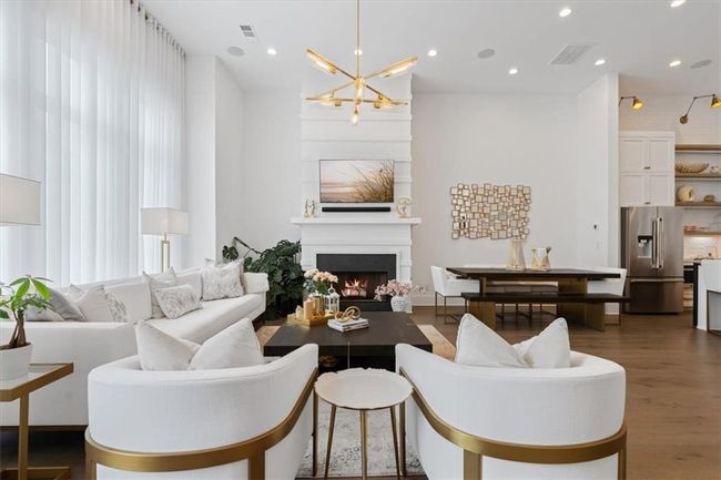 6640 Avis Walk, Townhouse with 3 bedrooms, 3 bathrooms and null parking in Alpharetta GA | Image 4