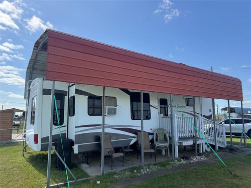 1561 County Road 299, Sargent, TX, 77414-2389 | Card Image