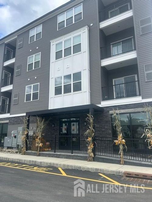 5107-5107 Drwal Place, Sayreville, NJ, 08872 | Card Image