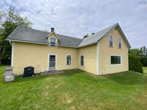 4460 Highway 215, Noel, NS, B0N2C0 | Card Image